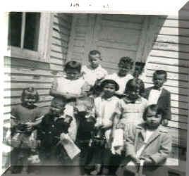 Pungoteague church children.JPG (43506 bytes)